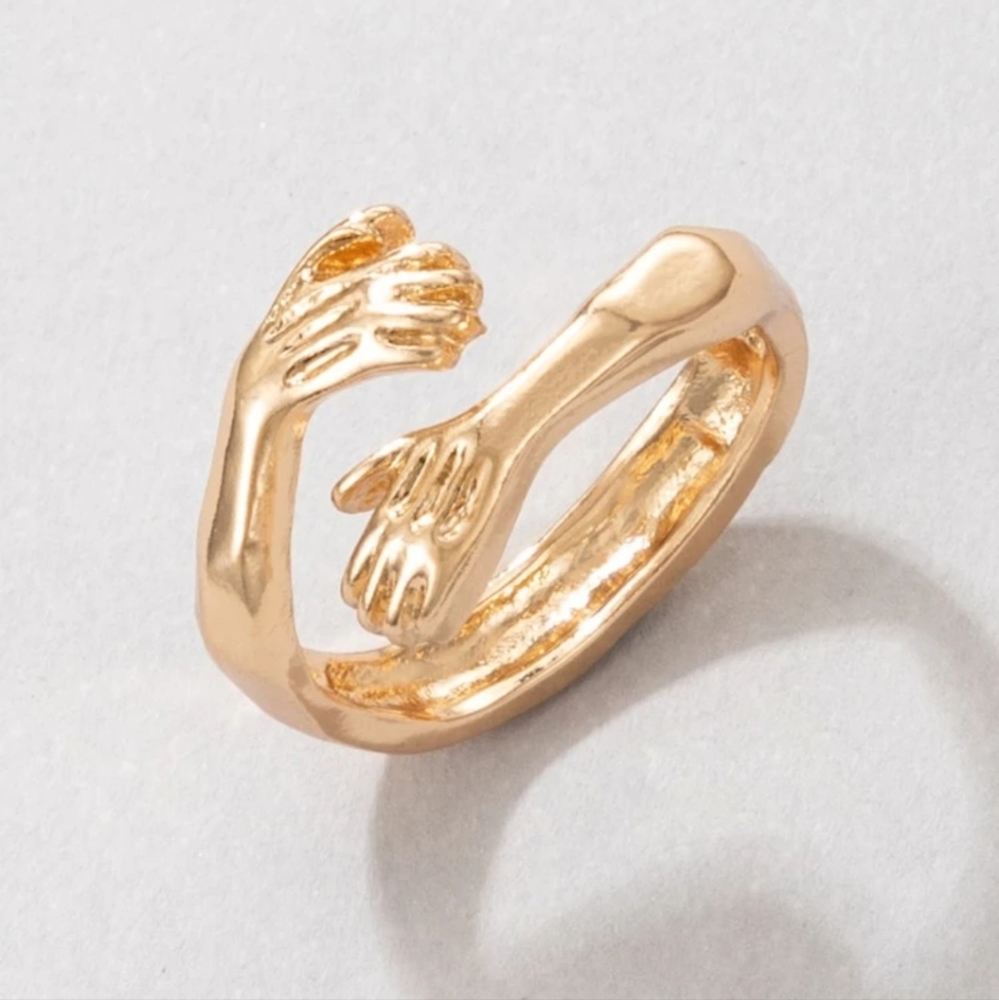 GOLD HANDS HUG RING CUTE GIFT LOVE JEWELRY Boho Feminine Minimalist Dainty‎ - Picture 3 of 3